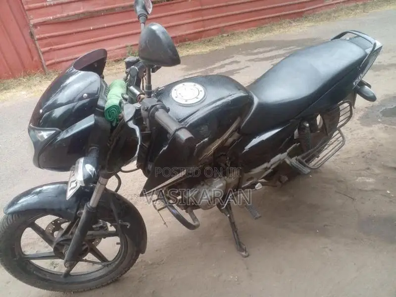 Bajaj Pulsar 150 2016