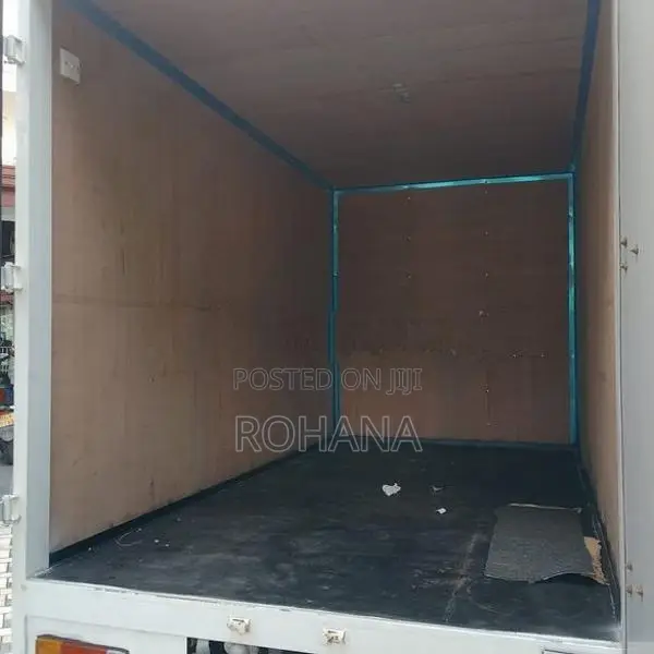Mitsubishi Canter 10.5 Full Body 2003