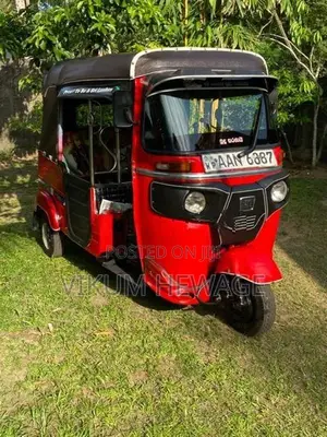Bajaj RE 2014