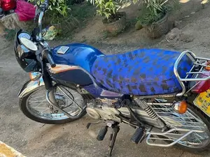 Bajaj Boxer 2006