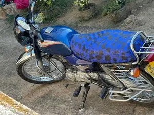 Bajaj Boxer 2006