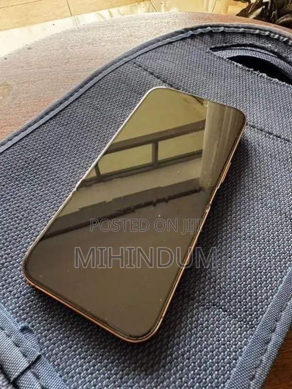 Apple iPhone 16 Pro Max (Used)