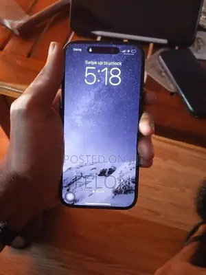 Apple iPhone 16 (Used)