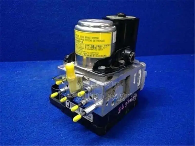 Toyota Estima ABS Unit