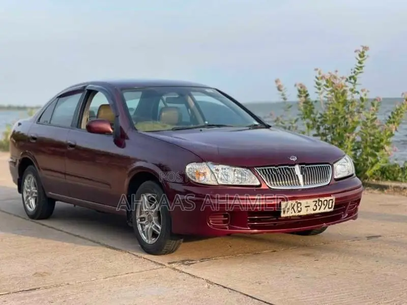 Nissan Sunny 2002