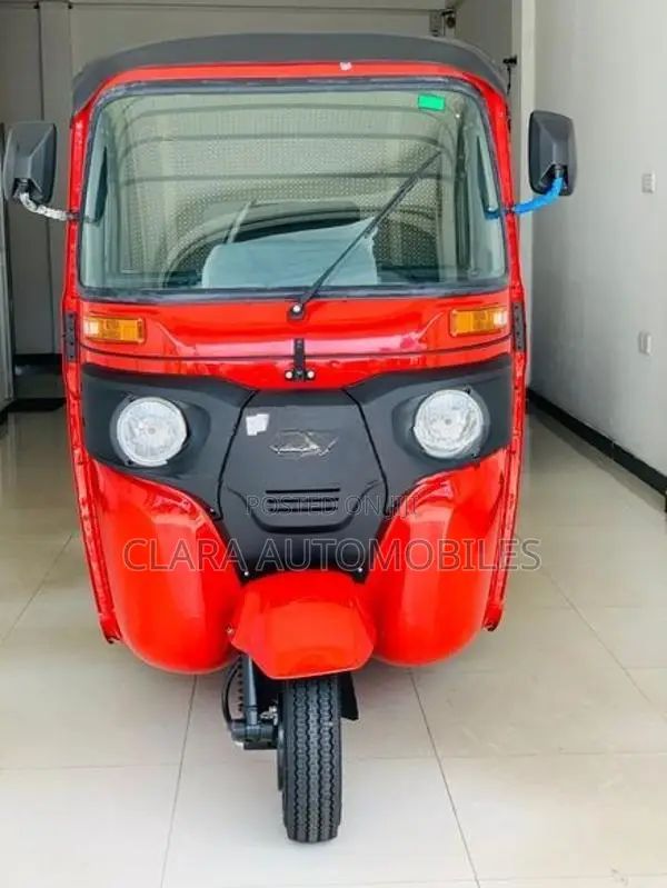 Bajaj RE 2026