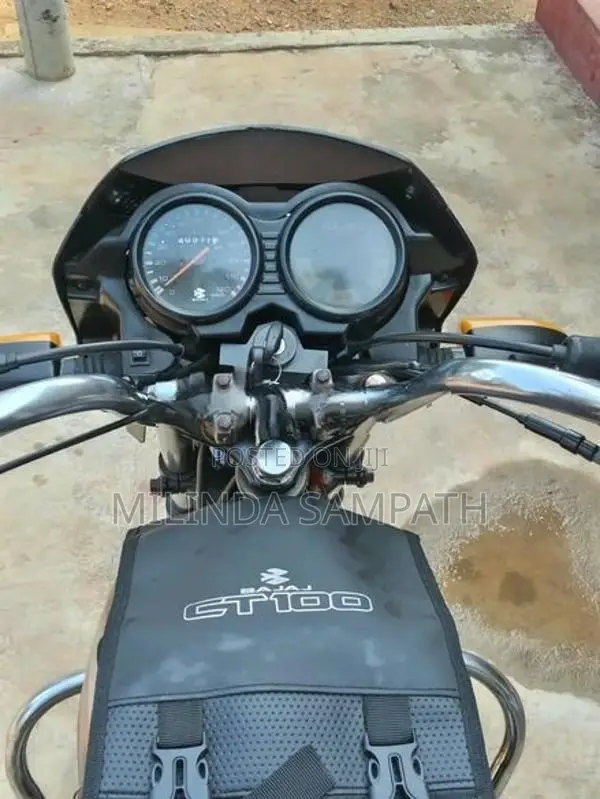Bajaj CT100 BCJ 2016
