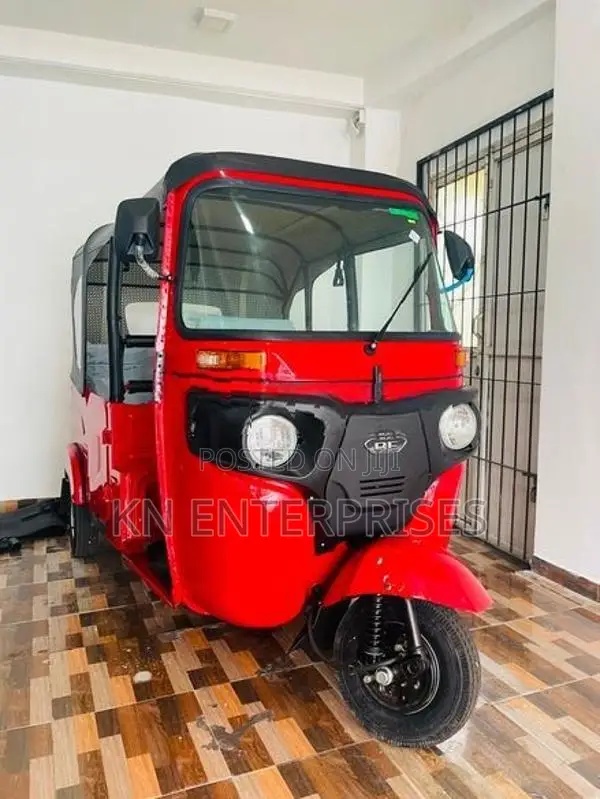 Bajaj RE 2026