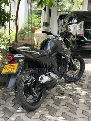 Yamaha FZ 2019