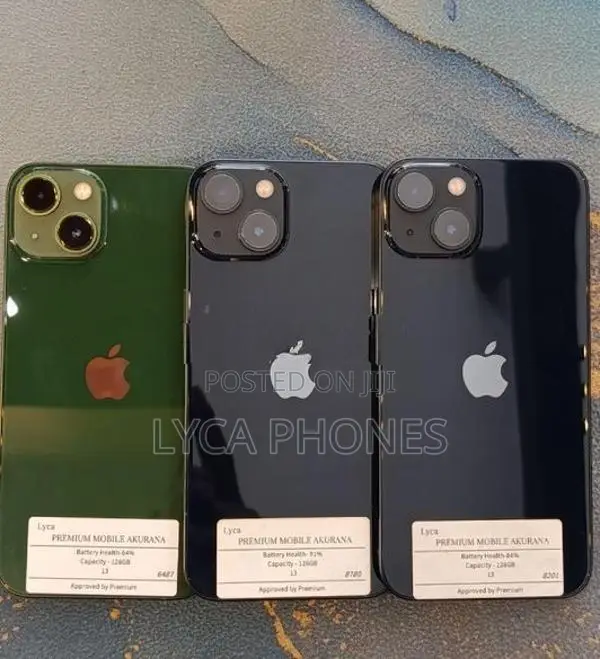 Apple iPhone 13 128GB (Used)