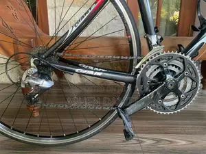 Giant SCR 3.0 Road Bike — Shimano Sora