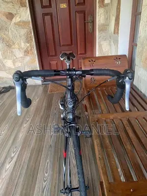 Giant SCR 3.0 Road Bike — Shimano Sora