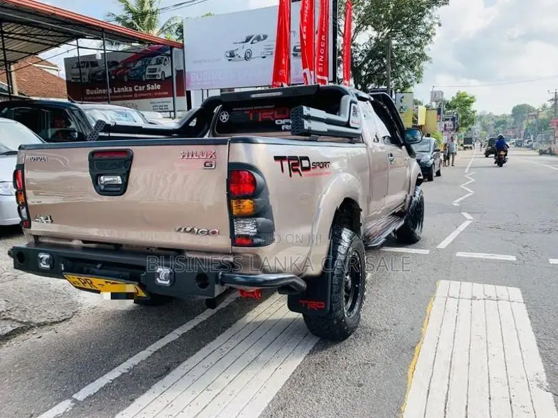 Toyota Hilux vigo G GradeSMARTCAB 2010