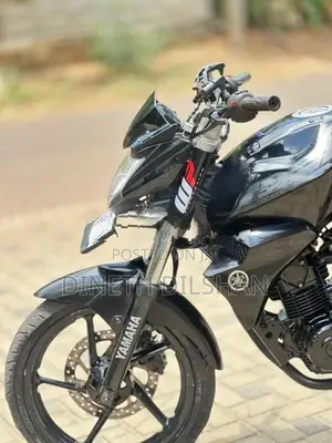Yamaha FZs V2 2015
