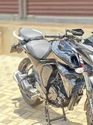 Yamaha FZs V2 2015