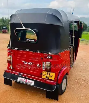 Bajaj RE 2010