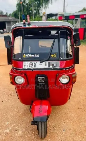 Bajaj RE 2010