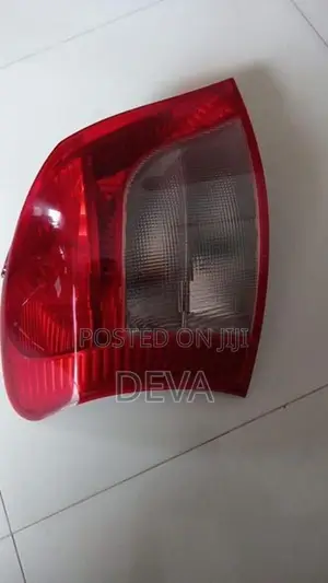 Vitz KSP90 Tail Light For Dual Airbag Model