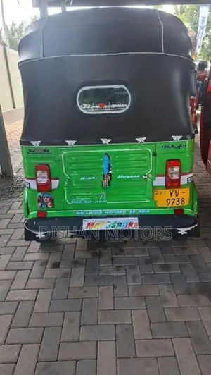 Bajaj RE 4Stroke 2012