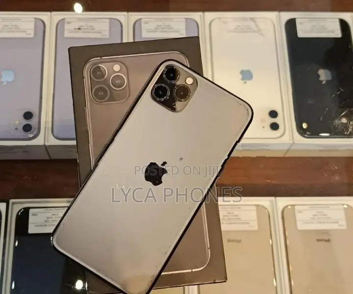 Apple iPhone 11 Pro Max 256GB (Used)