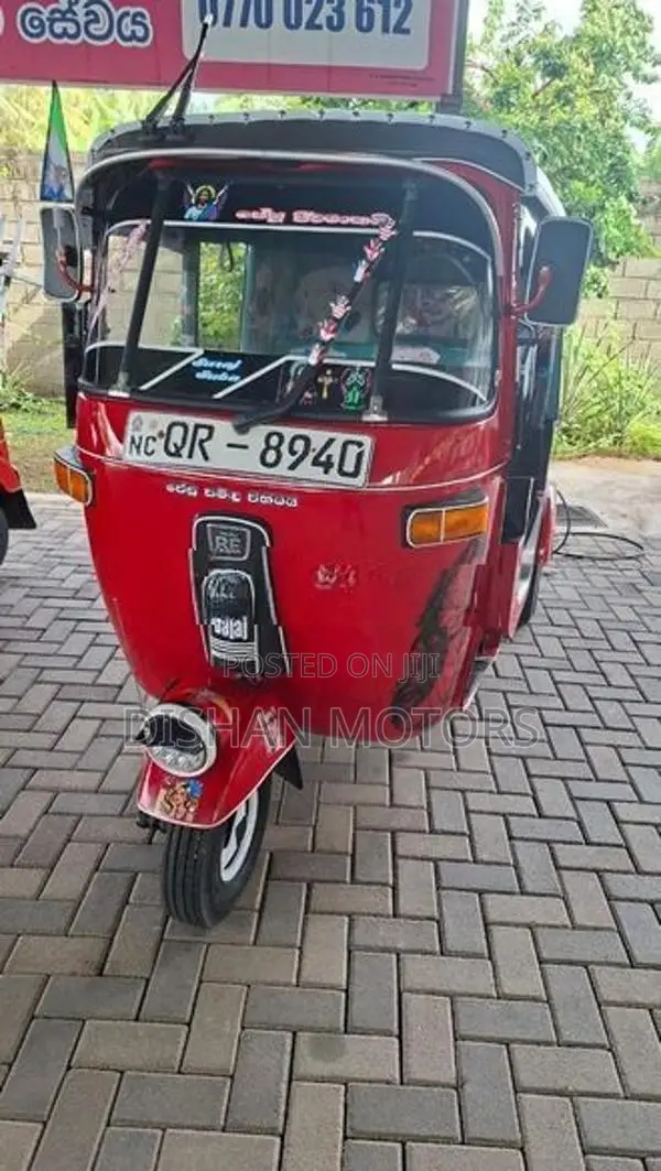 Bajaj RE 2008