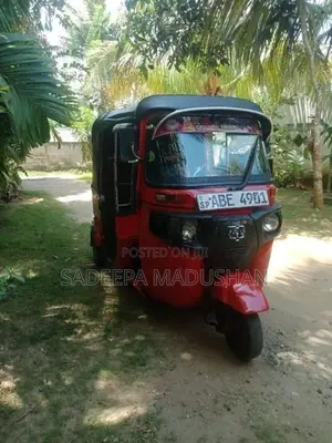 Bajaj RE ABE 2015