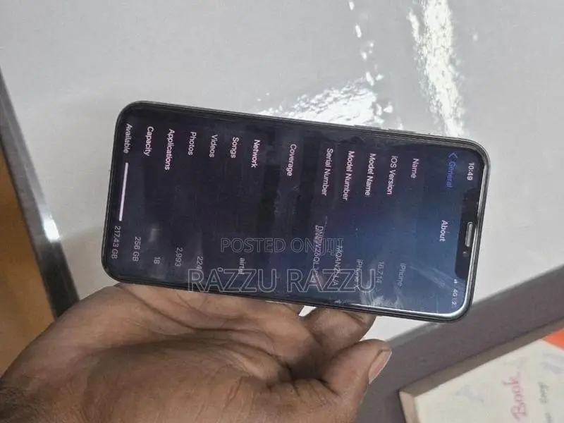 Apple iPhone X (Used)
