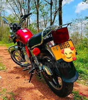 Suzuki GN 125 H 2018