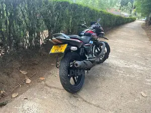 Bajaj Pulsar 180 2007