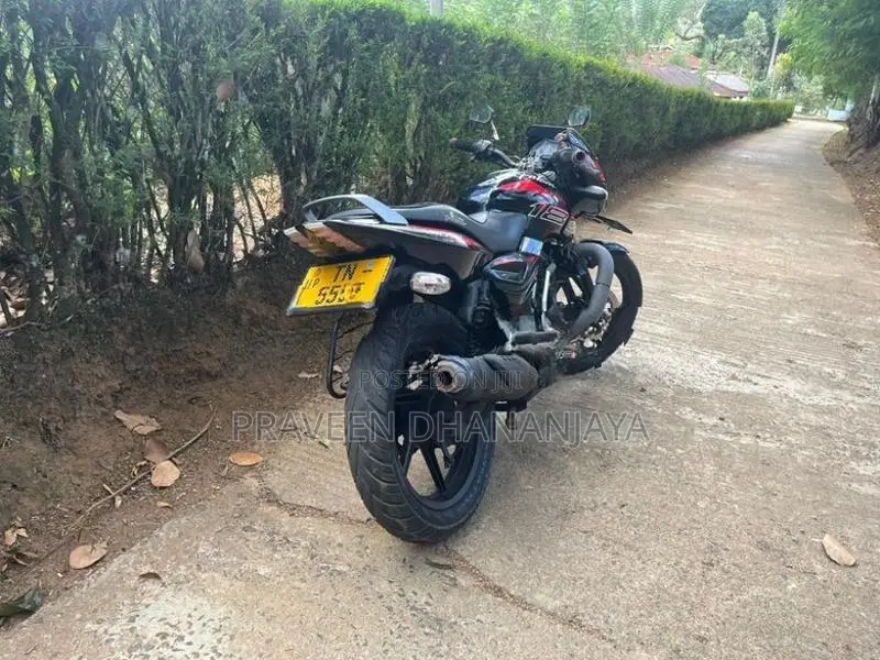 Bajaj Pulsar 180 2007