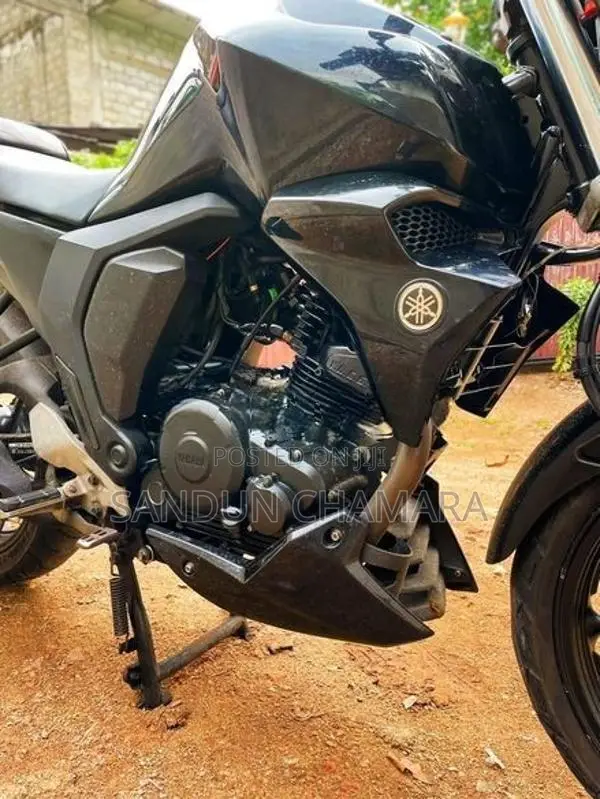 Yamaha FZ 2018