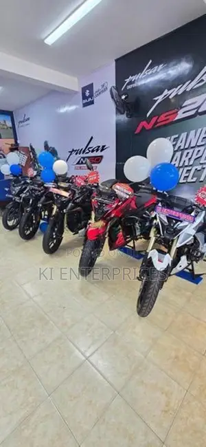 Bajaj Pulsar N160 Premium 2026