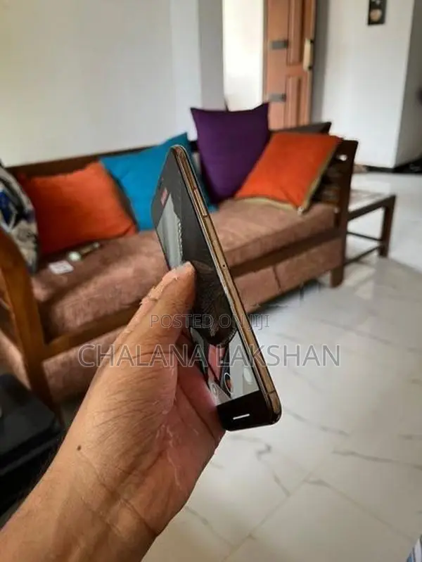 Apple iPhone XS Max (Used)