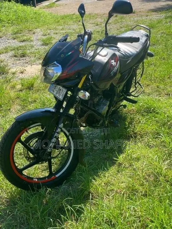 Bajaj Discover 2011