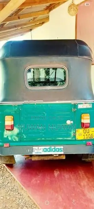 Bajaj RE 2009
