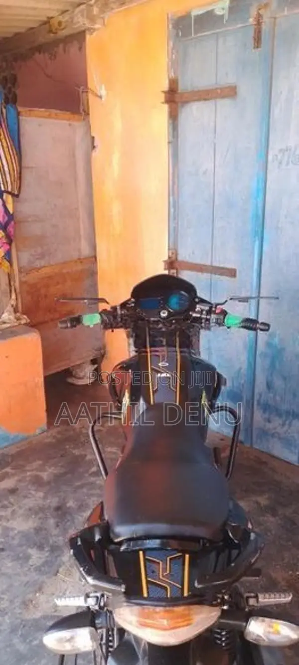 TVS Apache 2010