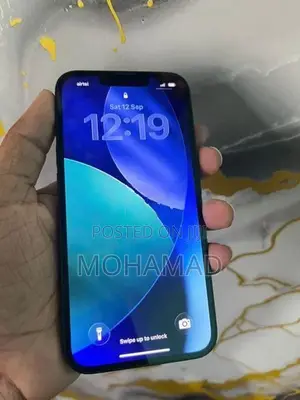 Apple iPhone 13 (Used)