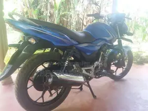 Bajaj Discover 2015