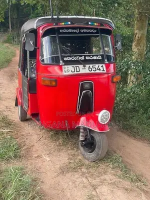 Bajaj RE 2004