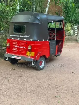 Bajaj RE 2004