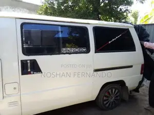 Mitsubishi Delica 1986