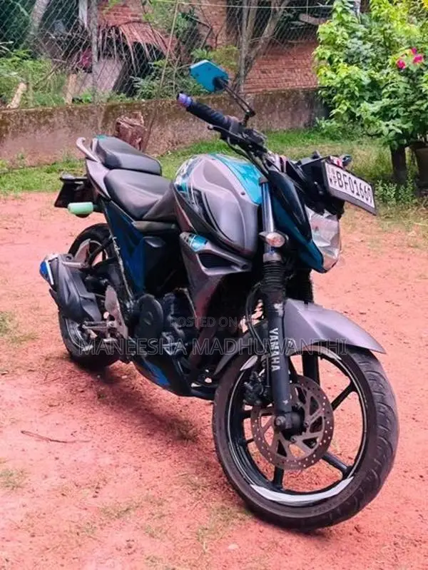 Yamaha FZ S 2017