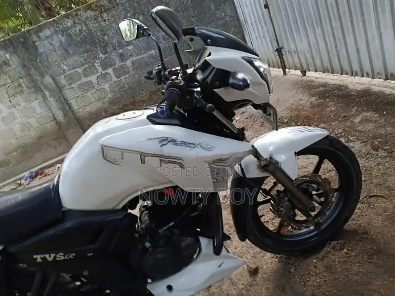 TVS Apache RTR 2010