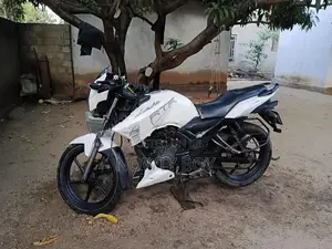 TVS Apache RTR 2010