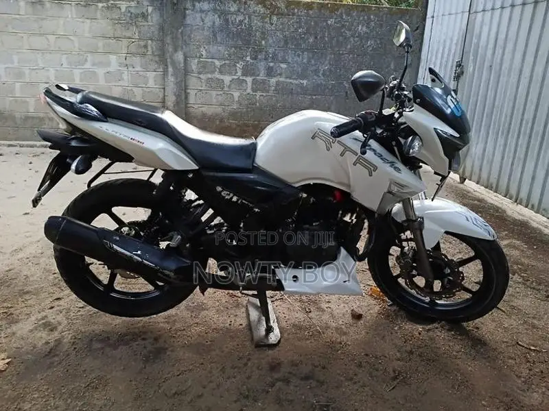 TVS Apache RTR 2010