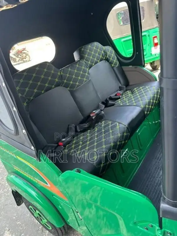 Bajaj RE 2026