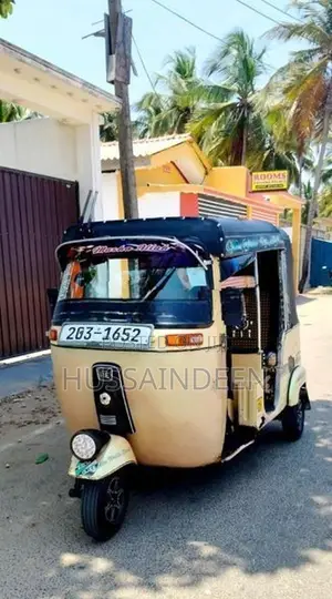 Bajaj RE 2003