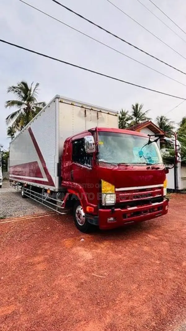 Isuzu Forward 2016