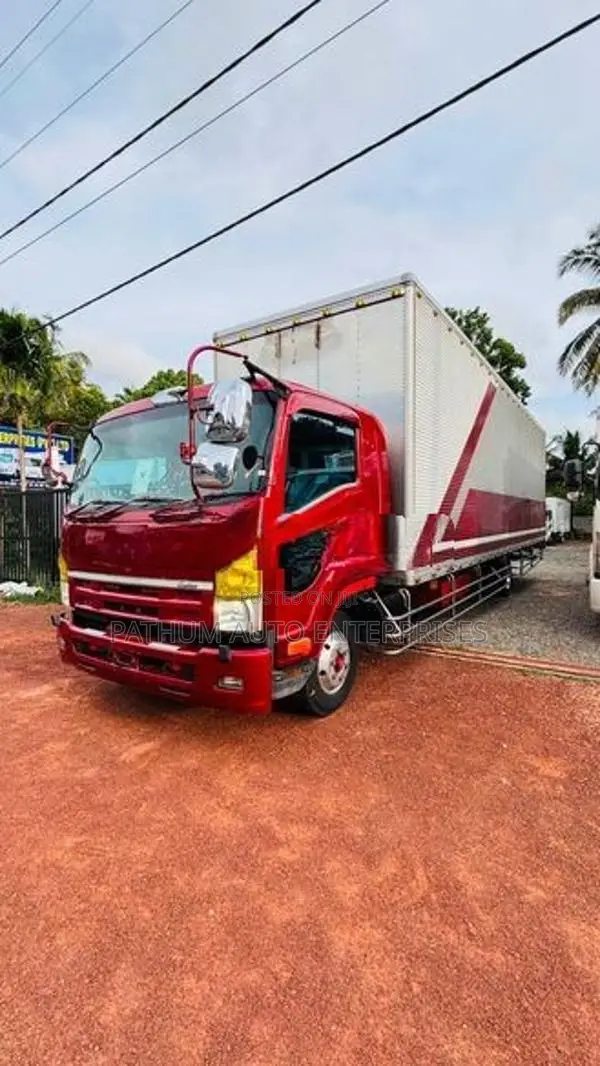 Isuzu Forward 2016