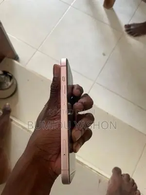 Apple iPhone 15 (Used)